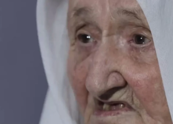 Dëshmia tronditëse për masakrat greke ndaj shqiptarëve: Burrat ishin vrarë, dy fëmijët çam vdiqën në duart e nënës që mbahej peng nga forcat zerviste (VIDEO)