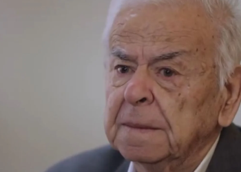 ‘Nënën ma dogjën të gjallë, motra në djep u zhduk’, dëshmia e tmerrshme për gjenocidin grek ndaj çamëve në Paramithi (VIDEO)