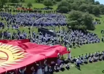 Shoferi harroi të ulte frenat e dorës, kamioni merr para 29 nxënës (VIDEO)