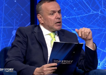 Skandali me mikrokreditë, eksperti: Bankat kanë dalë nga kontrolli, pastrojnë para të oligarkëve rusë… preken 100 mijë shqiptarë