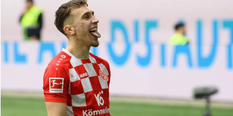 Një shqiptar te Gjermania, 19-vjeçari në stërvitje me ekipin e Nagelsmann