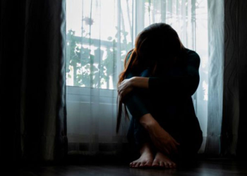 “Nuk e njihja, por shkova në shtëpinë e tij për të bërë dashuri”, shqiptarja në Greqi rrëfen tmerrin me palestinezin: Më përdh*noi dhe më goditi me thikë dhe pastaj më lidhi…