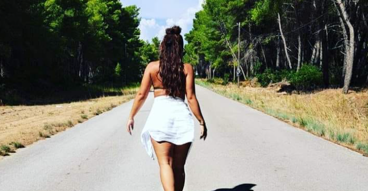 “Nuk e njihja, por shkova në shtëpinë e tij për të bërë dashuri”, shqiptarja në Greqi rrëfen tmerrin me palestinezin: Më përdh*noi dhe më goditi me thikë dhe pastaj më lidhi…