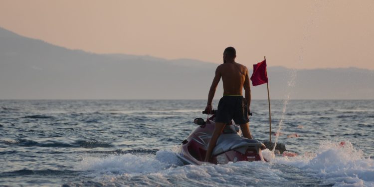 Paralajmërimi/ Mjetet detare që dalin në lundrim të paçertifikuara do bllokohen