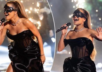 Fansi e goditi nga të pasmet gjatë performancës së saj, ja reagimi i këngëtares shqiptare (VIDEO)