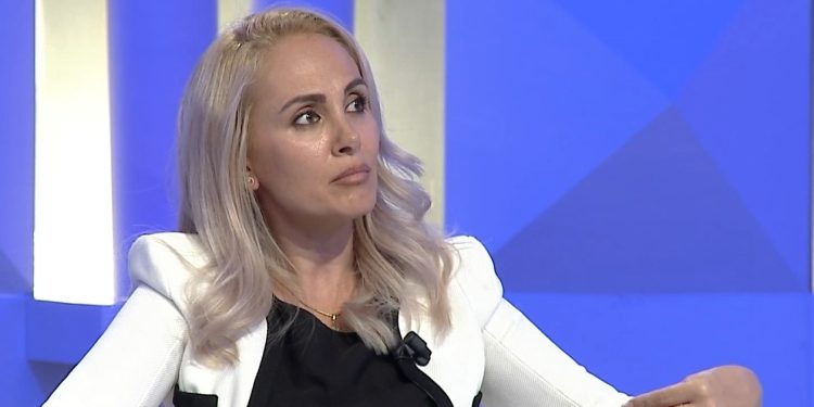 Ish-zv.ministrja: Minoritarët e Dropullit s’kanë pasur tokë, na i morën neve gjirokastritëve (VIDEO)