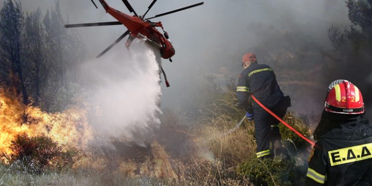 Greqia sërish nën kërcënimin e zjarreve