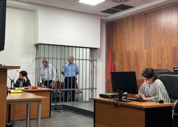 Rasti Beleri/ Kathimerini: Rama tërheq litarin me Athinën