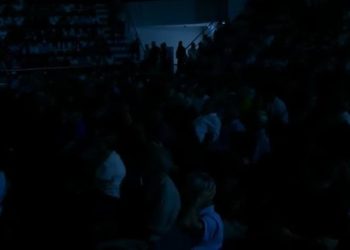 Basha prezanton programin e PD, në sallë ikin dritat