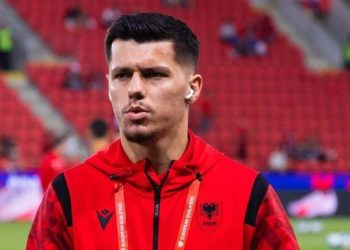 Mirlind Daku zgjidhet në formacionin më të mirë të sezonit në Rusi