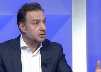 Deputeti i PS për Ben Ahmetajn: Ai s’ngrinte kurrë zërin në mbledhje. Akuzat e tij më bëjnë të qesh…