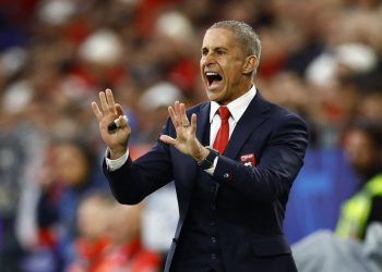 Shqipëria 2, Sylvinho 0