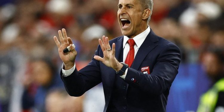 Shqipëria 2, Sylvinho 0