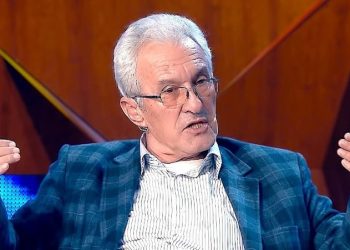 Poeti Agim Doçi pëson hemorragji cerebrale, në gjendje kritike për jetën