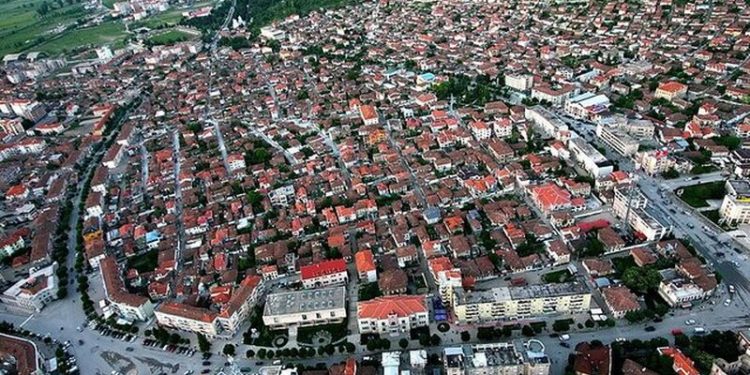 Të dhënat e Censit, ky është qyteti i vetëm në Shqipëri që ka pësuar rënie të “lehtë” të popullsisë