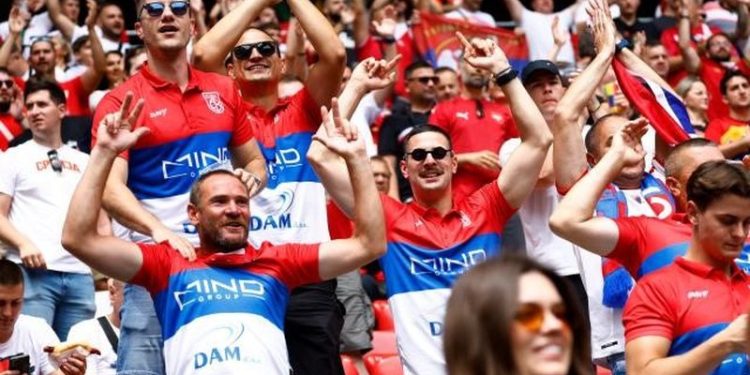 “Vrite, helmoje, që shqiptari të mos ekzistojë”, ç’do të bëjë UEFA Serbinë?