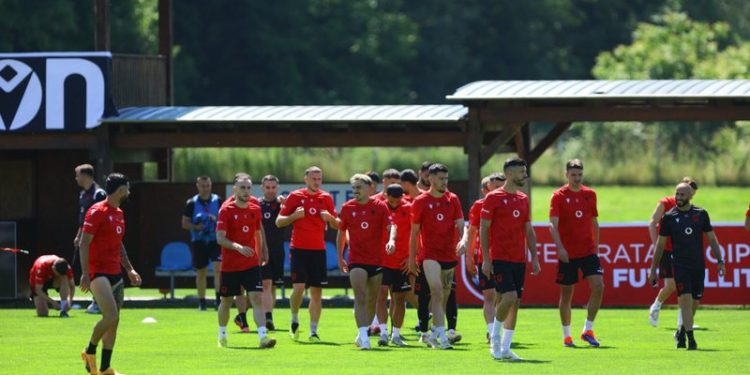 Kombëtarja kryen seancën e radhës stërvitore në Austri, të premten ndeshja me Azerbajxhanin