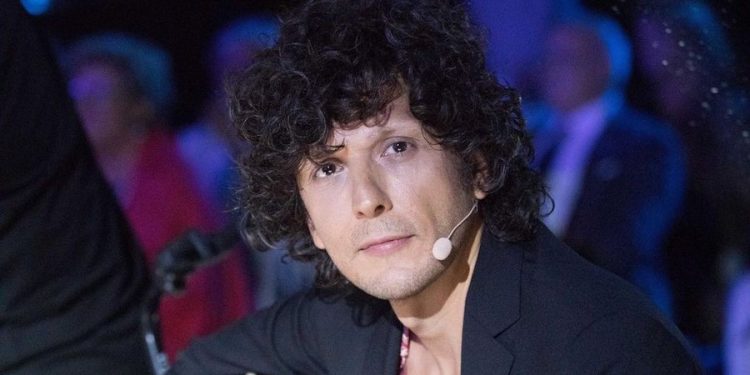 Grabitet shtëpia e Ermal Metës, këngëtari shqiptar mesazh hajdutëve: Nëse kërkoni…