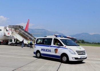 Ishte dënuar me 6 vite burg nga Gjykata e Gjirokastrës, ekstradohet nga Greqia (Emri)