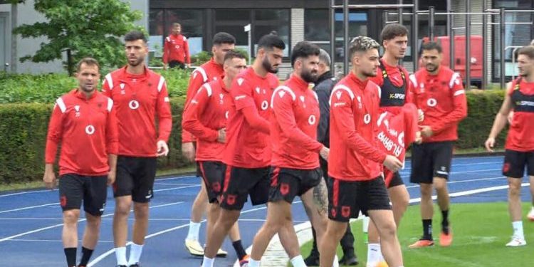“Grupi i Ferrit”, Spanja i jep një “shans” Shqipërisë, Italia dhe Kroacia kokë më kokë për 1 biletë kualifikimi