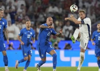 Anglia zhgënjen ndaj Sllovenisë, eliminohet Serbia