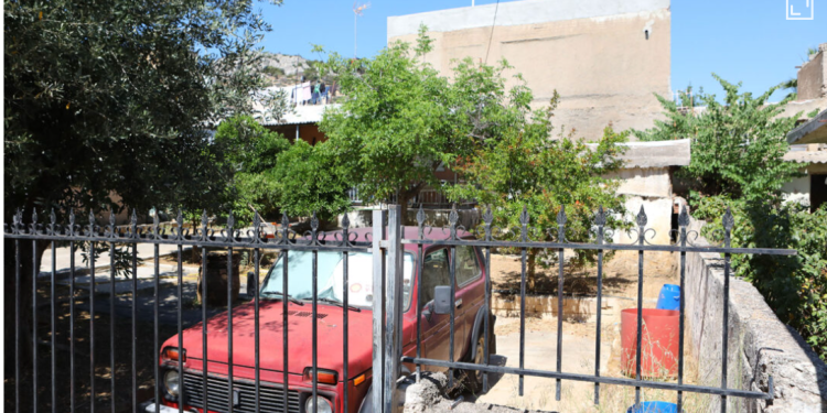 Dëshmia tronditëse e djalit në Greqi: Nuk mund ta duroja më erën e babait të vdekur dhe më duhej ta digjja, gjymtyrët shkëputeshin nga trupi (VIDEO)