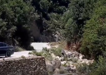 Pamjet/ Përroi ku u gjet trupi i pajetë i recepsionistit të vrarë në Dhërmi (VIDEO)