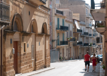 Qyteti italian ku mund të blini shtëpi për vetëm 3 euro