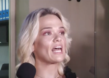 Sekretarja e Belerit lexon mesazhin nga burgu: Falenderoj gjithë Greqinë që ishte në krahun tim (VIDEO)