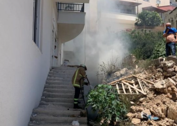 Sarandë, banorët ia vënë vetë zjarrin pallatit nga pakujdesia