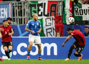 I uli kokën topit në golin e dytë të Italisë, rrjeti “kryqëzon” Elseid Hysajn (VIDEO)