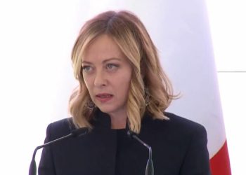 Kryeministrja Meloni për mediat italiane: “Edi Ramën nga një përrallë e bukur, e quajtën kriminel”