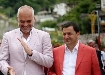 Vangjel Tavo drejt zyrtarizimit si kandidat për Himarën? Çfarë do të ndodhë nesër në mbledhjen e kryesisë së PS
