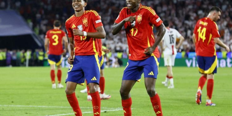 Te Barcelona “të dashuruar” me Nico Williams, tifozët mbledhin para për të blerë sulmuesin spanjoll