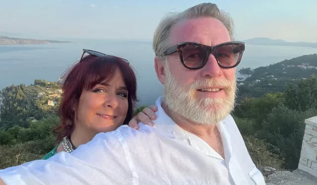 Turisti britanik në Korfuz tarifohet nga “roaming”-u shqiptar: Praktikë e turpshme, mund të kisha paguar mbi 300 paund për vetëm disa telefonata