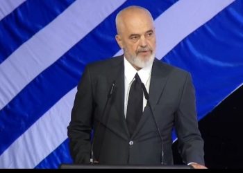 Rama: Nën hijen e shenjtores Nënë Tereza, Kadare do të ndihej i mbrojtur nga ata që s’e deshën