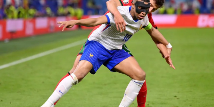 Franca dërgon Porgulatinë në shtëpi, pret Spanjën në gjysmëfinale