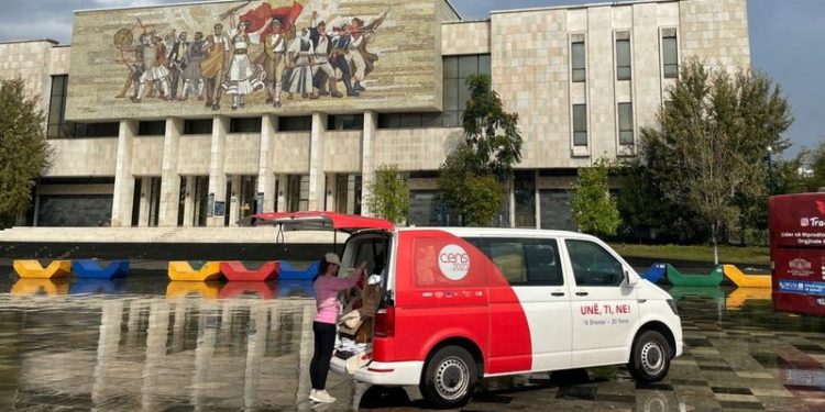 Diversiteti etnik në Shqipëri – Minoritetet greke dhe romë përbëjnë shumicën e popullsisë joshqiptare