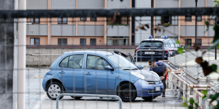 Babai harron vajzën në makinë, vdes nga i nxehti