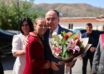 Presidenti në Konispol: Agroturizmi po merr zhvillim tepër të madh në zonë, do adresoj shqetësimet tuaja