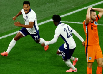 Anglia kalon në finale të Europianit