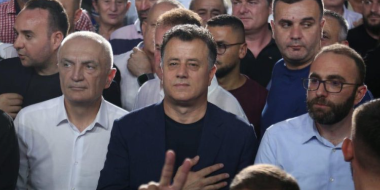 Tani brohorisni prapë “Para Vorio-Epiri”!