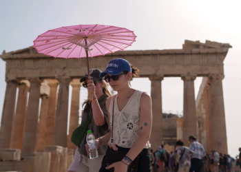 I nxehti ekstrem, Greqia mbyll Akropolin për 48 orë