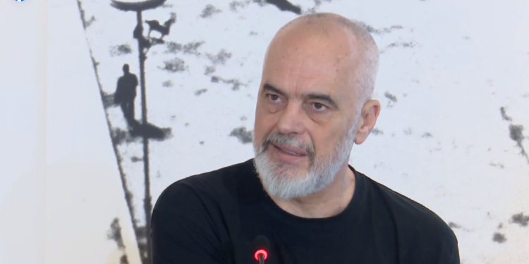 Rritja e çmimeve për turizmin/ Rama: Kjo është vetëvrasje, është ide e çmendur. Kryetarët e bashkive të flasin me operatorët