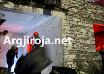 Zjarr në një banesë në Lazarat (FOTO)