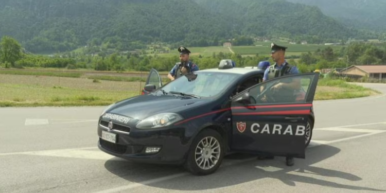 Shqiptari rrëmben 26-vjeçaren dhe djalin e saj të mitur, ndjekje si në filma nga policia italiane