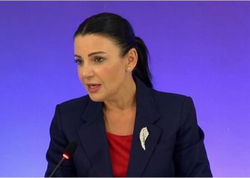 Belinda Balluku: Në PS s'ka numër dy. Ne jemi shokët e Edi Ramës!