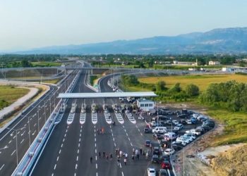 Tre rrugë të tjera që do të bëhen me pagesë në Shqipëri