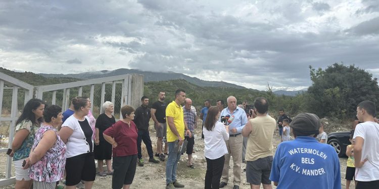 Tritan Shehu denoncon zjarrin te fusha e plehrave në Përmet: Korrupsion dhe papërgjegjshmëri e Rilindjes. Prefekti i Gjirokastrës na dërgon letra të shkruara në kinezçe