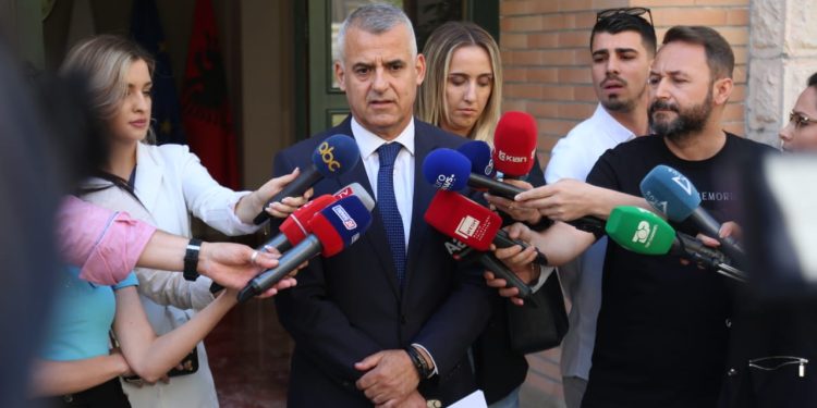 Dule: S’ka njeri në Himarë që voton kandidatin e Ramës